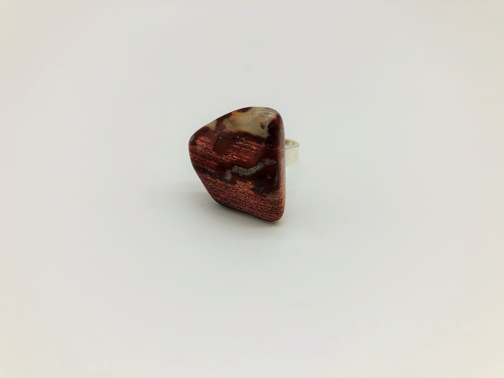 Brecciated Jasper healing ring for Calming & Balancing