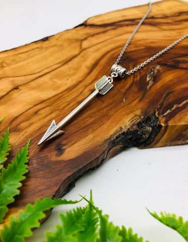 Long Arrow pendant